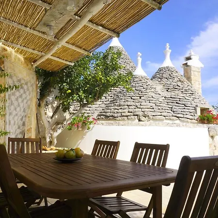 Trulli Suenn San Michele Salentino