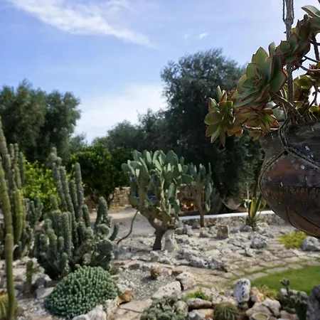Trulli Suenn * San Michele Salentino